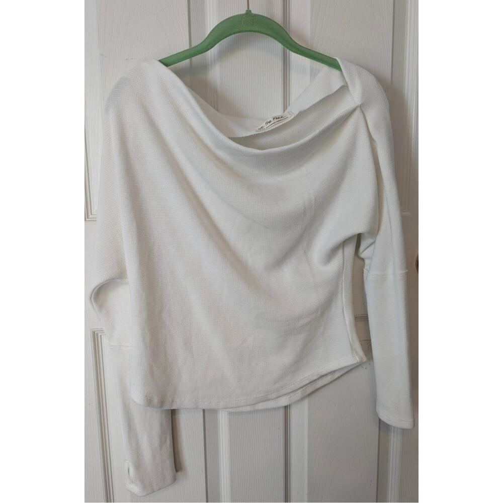 We The Free White Slouchy Neck Dolman Long Sleeve Medium Shirt Top Thumbholes